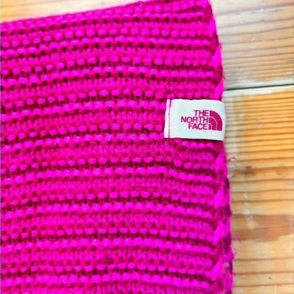 The North Face multicoloured knit infinity scarf - Picture 5 of 9